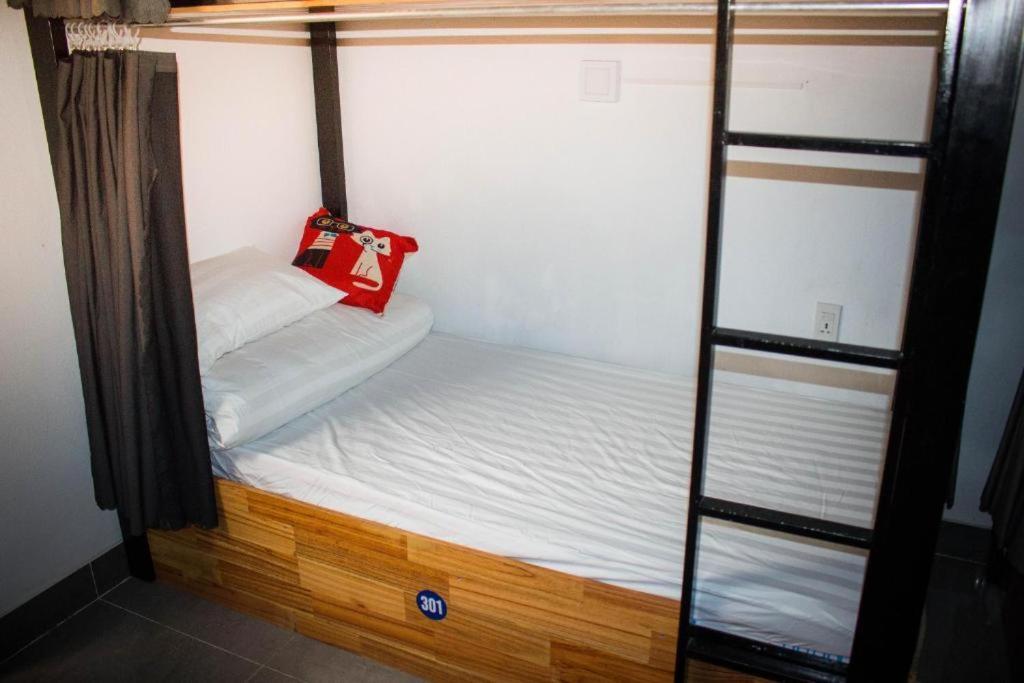 Starfish Hostel ダナン市 エクステリア 写真